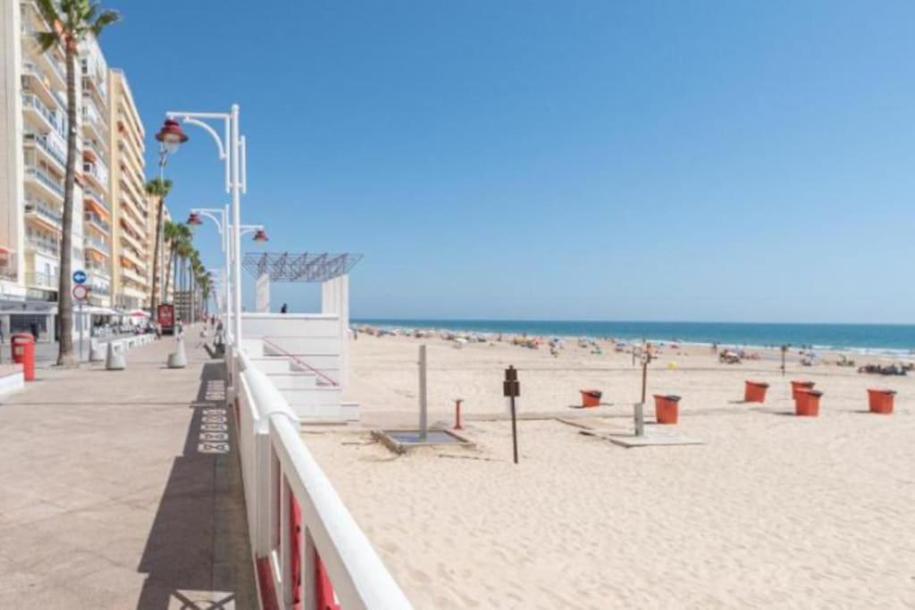 Apartamento Candari Playa En 카디스 외부 사진